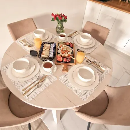 Royal 112 * Kołobrzeg