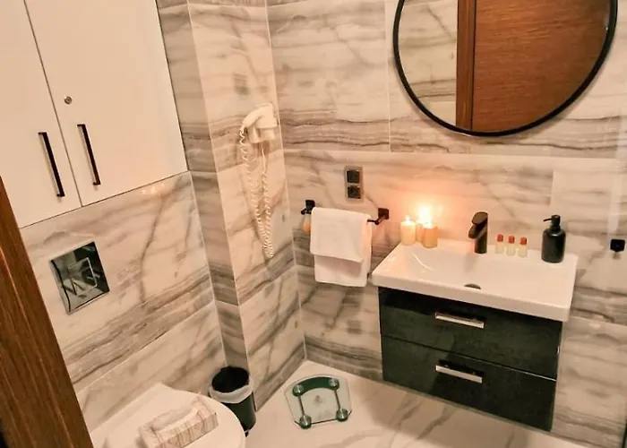 Apartament Royal 112 *